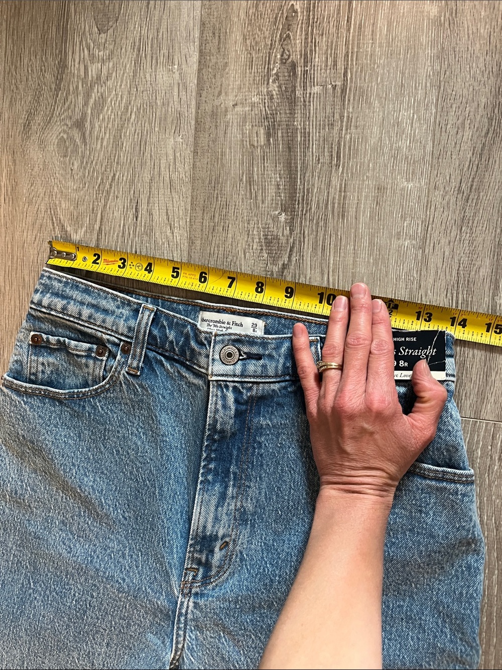 Abercrombie & Fitch 12" Ultra High Rise '90s Straight Leg Blue Jeans. 29 8r - Picture 2 of 12